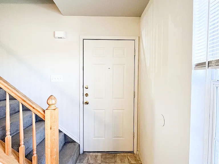 308 Creek St #A — Photo 3