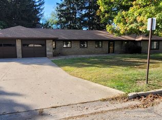 611 5th St, Owosso, MI