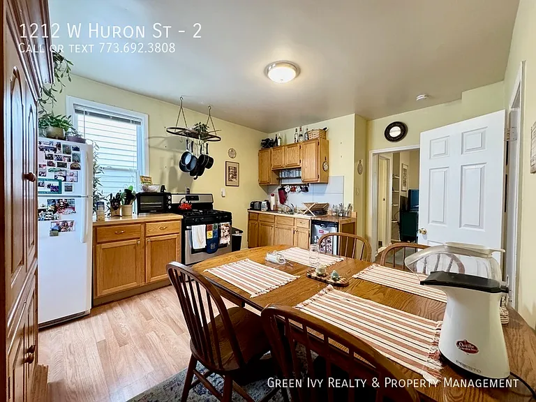 1212 W Huron St #2 — Photo 3