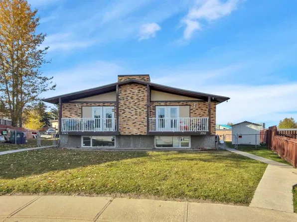 5743 & 5745 53rd St, Rocky Mountain House, AB T4T 1M6