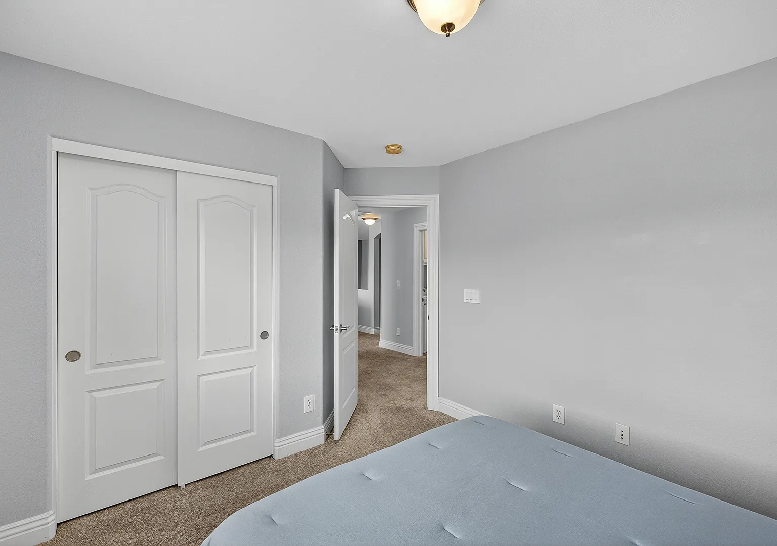 3 bed, 2.5 bath, 1793 sqft, $3,500 — Photo 2