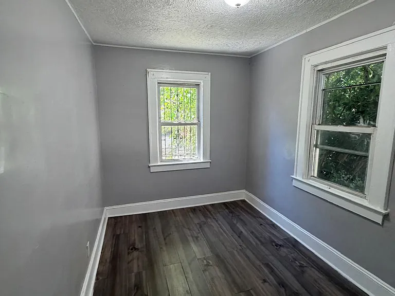 51 Washington Ave #1 — Photo 4