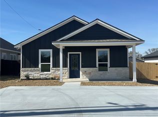 1514 Dansby St, Bryan, TX 77803