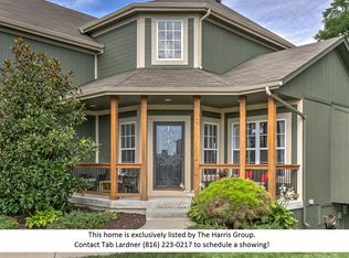 9450 N Adrian Pl, Kansas City, MO 64154