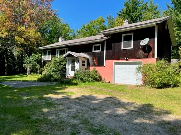 536 Shunpike Rd, Keeseville, NY 12944