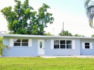 2660 Ashwood St, Fort Myers, FL 33901