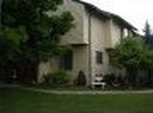 2 Bluebird Ct #B002, Newton, NJ 07860