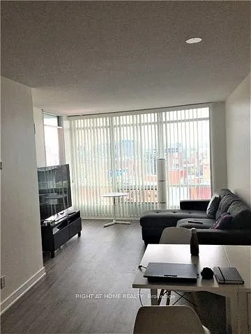 373 Front St W #1712 — Photo 4
