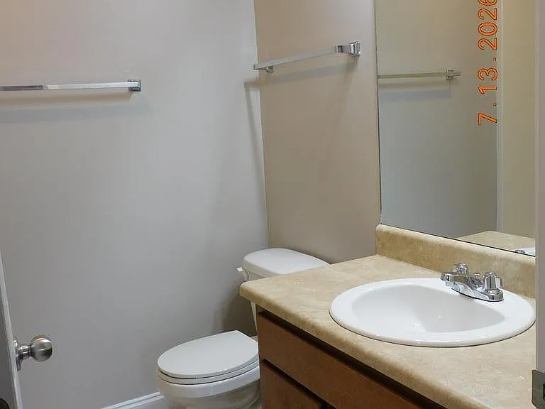 502 Club Villa Ct #3 — Photo 8