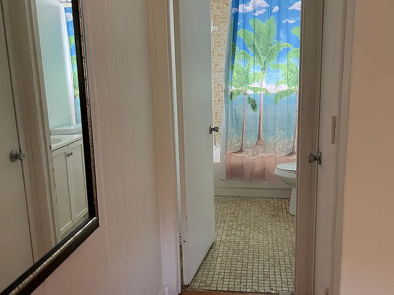 129 SE 5th St #4C — Photo 11