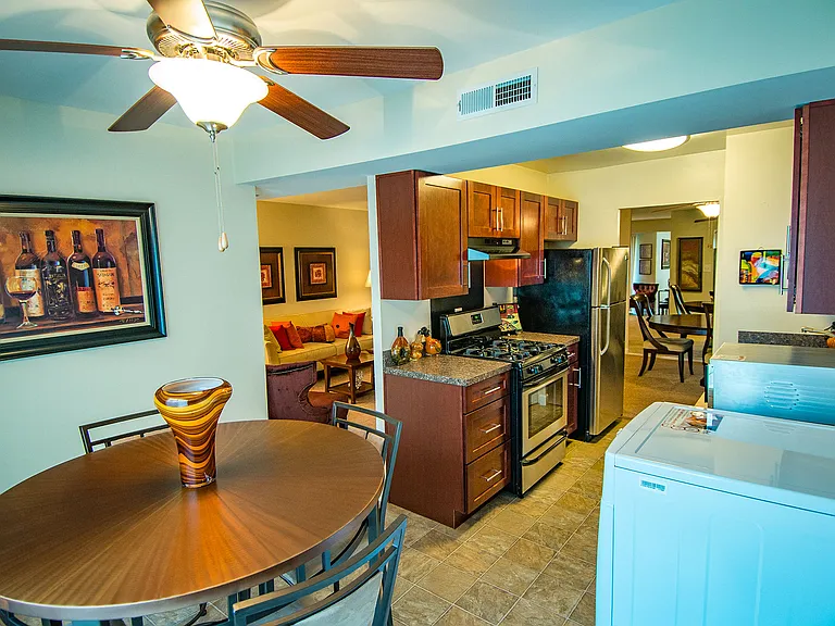 Oakton Park Apartments — Photo 44