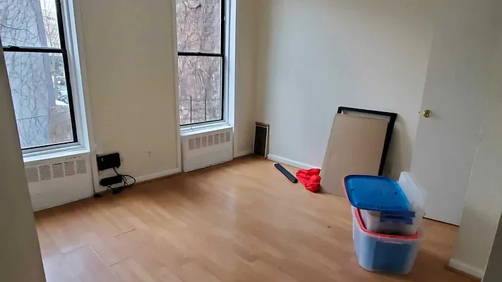 Rented by Nooklyn NYC LLC | media 3