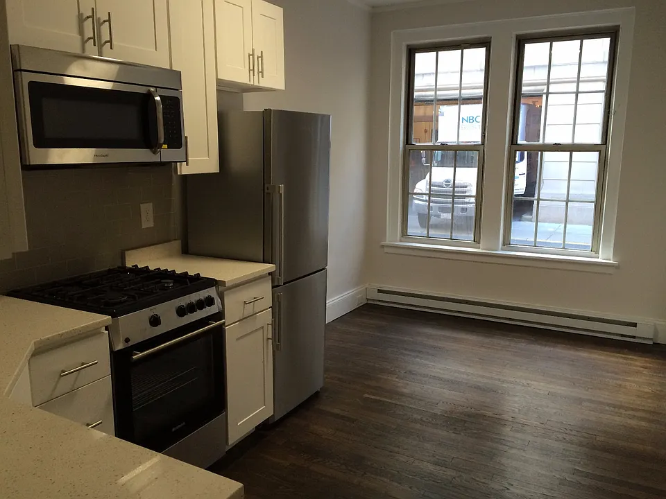 38 Clearway St #2
