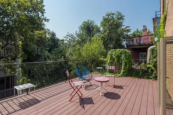 Rented by Town Residential | media 21