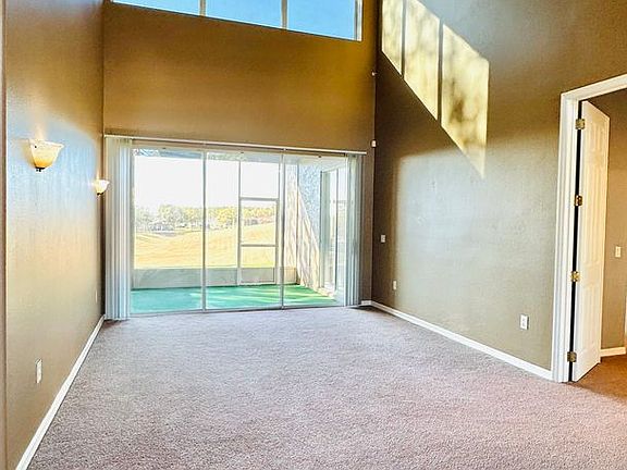 4th image of 2859 Majestic Isle Dr