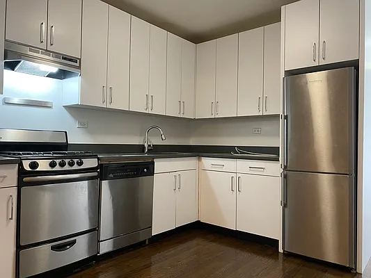 Rented by Corcoran | media 1