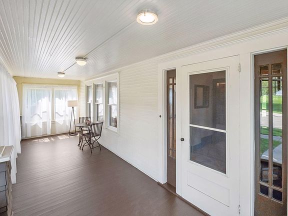 3rd image of 116 Shumway Ave
