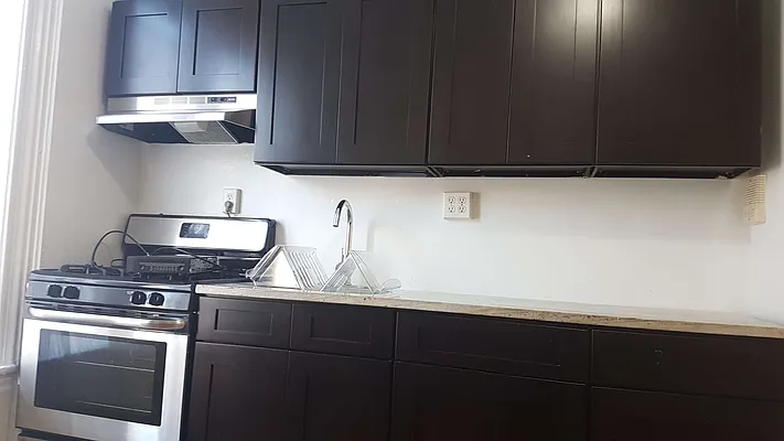 Rented by BRICK & GALO REALTY CORP | media 15