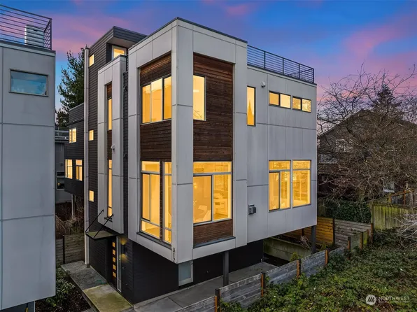 312 NW 41st Street, Seattle, WA 98017