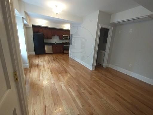 4th image of 102 Morse St #101