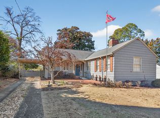 230 Calloway Dr, Macon, GA 31204