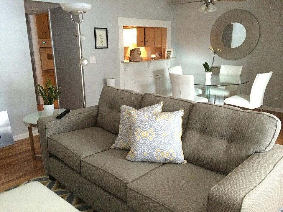 1st image of 814 N 50th Ave APT 2
