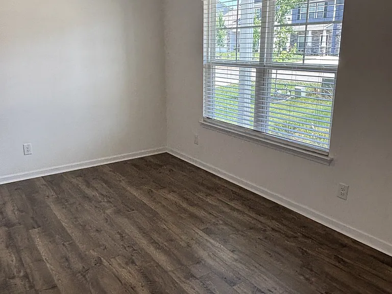 2830 Red Barn Rd — Photo 3