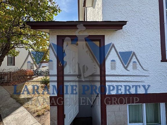 2nd image of 500 E Garfield St #6