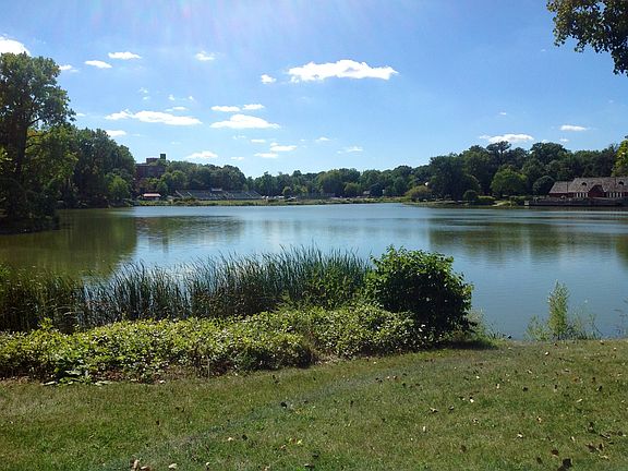 Lake Ellyn