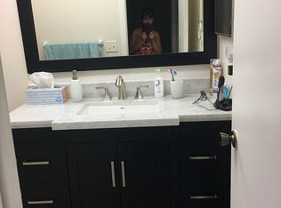 11826 Raintree Dr, Temple Terrace, FL 33617