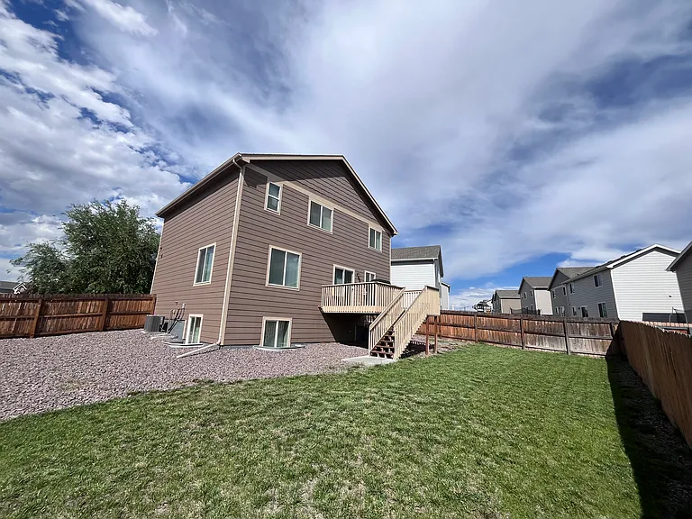 10813 Rowley Dr — Photo 3