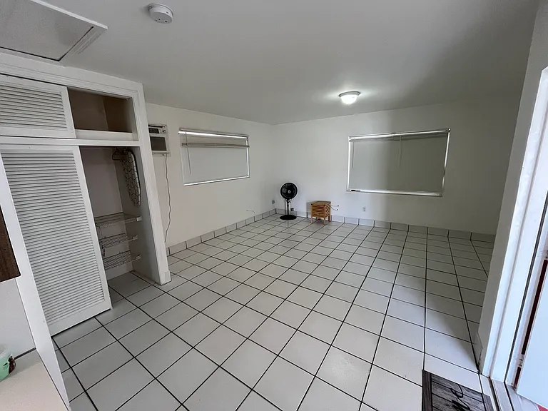 3130 SW 25th St #3132 — Photo 3