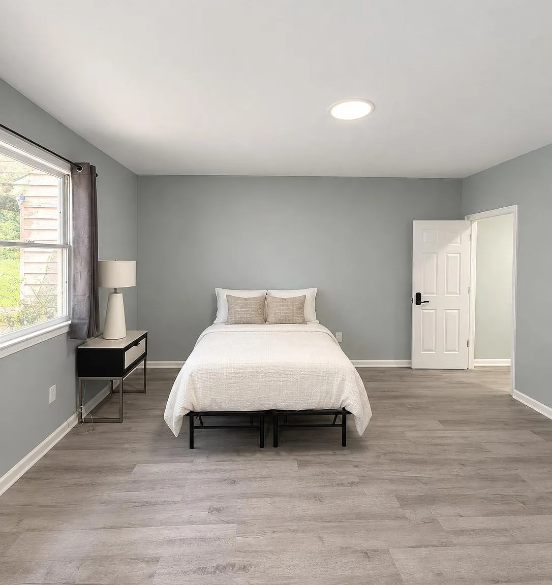 4 bed, 6.0 bath, 4000 sqft, $1,360 — Photo 2
