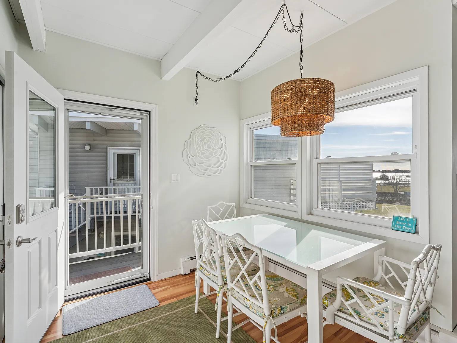 Great Rental in the Heart of Westhampton Beach! — Photo 3