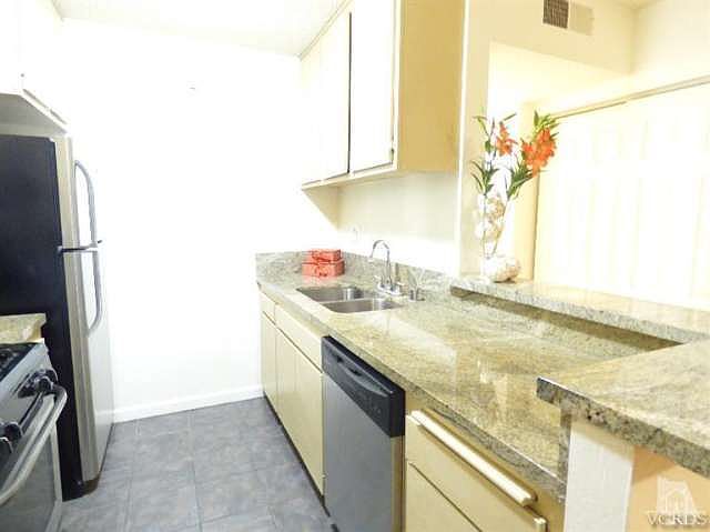 1st image of 18620 Hatteras St Unit 254