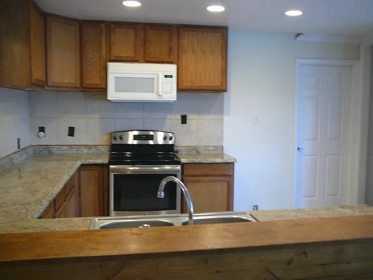2917 Hickory Ln — Photo 12