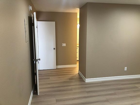 5th image of 960 E Bonita Ave Unit 145