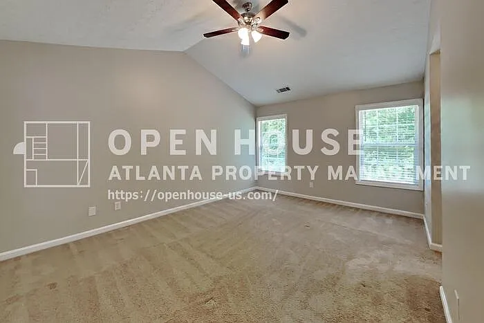 2447 Moultrie Ct — Photo 7