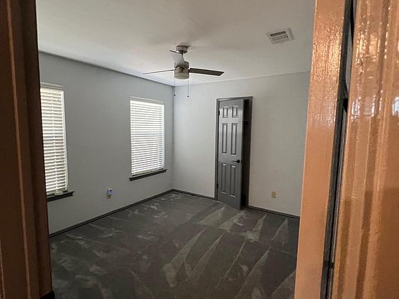 3rd image of 6266 Shirley Dr