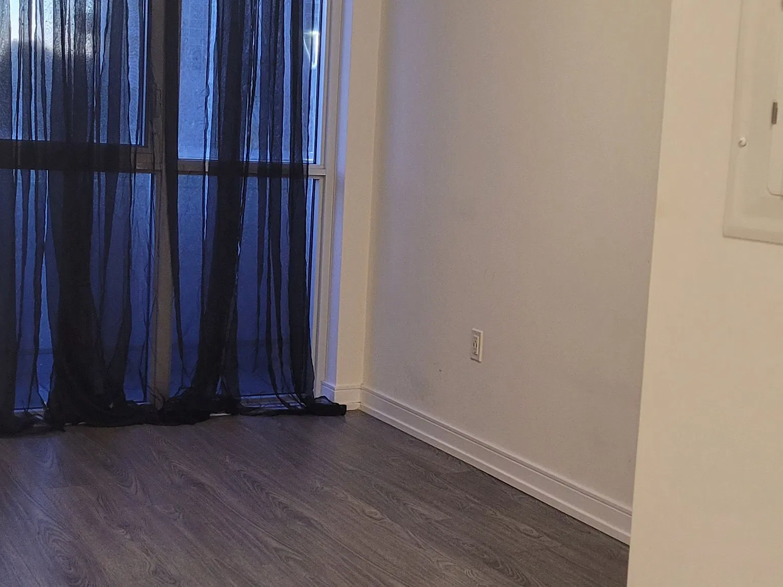 2 bed, $2,500 — Photo 1