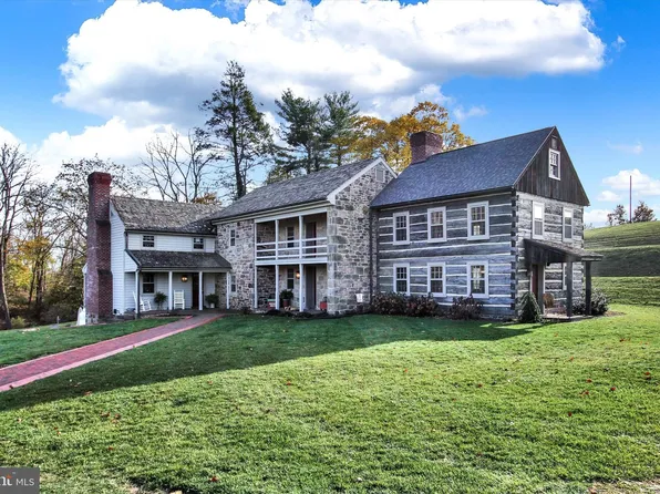 555 Mount Misery Rd, New Oxford, PA 17350