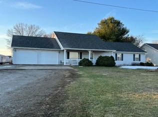 1004 State Rte E, Savannah, MO 64485