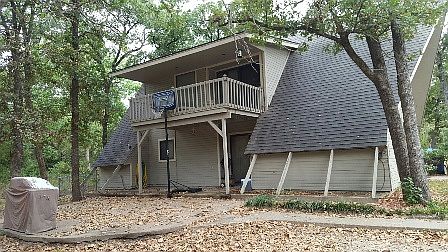 2nd image of 111 Camino Robles St