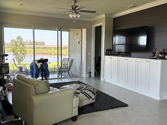 3rd image of 10272 Bonavie Cove Dr