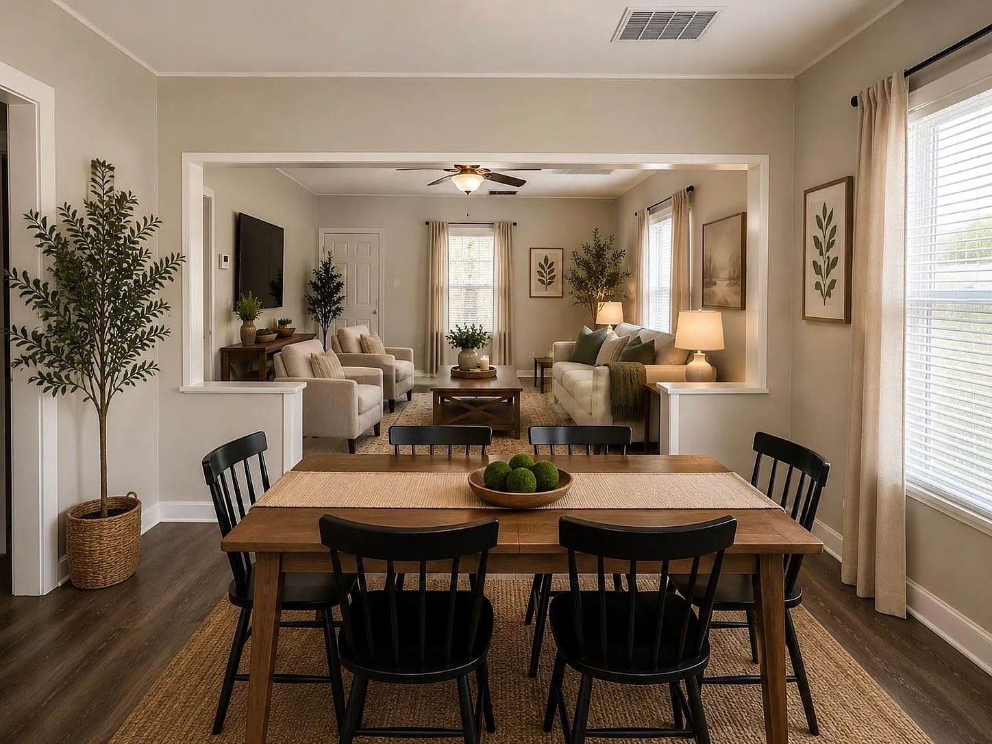 2 bed, 1.0 bath, 936 sqft, $1,299 — Photo 3