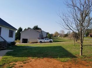1657 Hales Ford Rd, Moneta, VA 24121