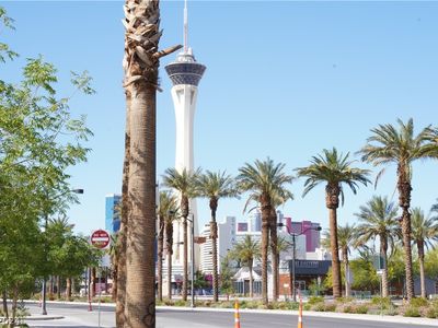 1221 S 4th St, Las Vegas, NV, 89104