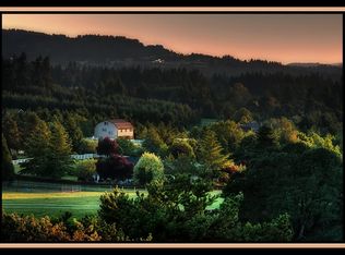 22011 SW Oak Hill Ln, Tualatin, OR