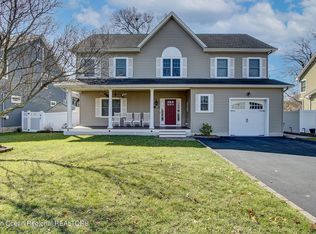 2410 Minerva St, Point Pleasant Beach, NJ 08742