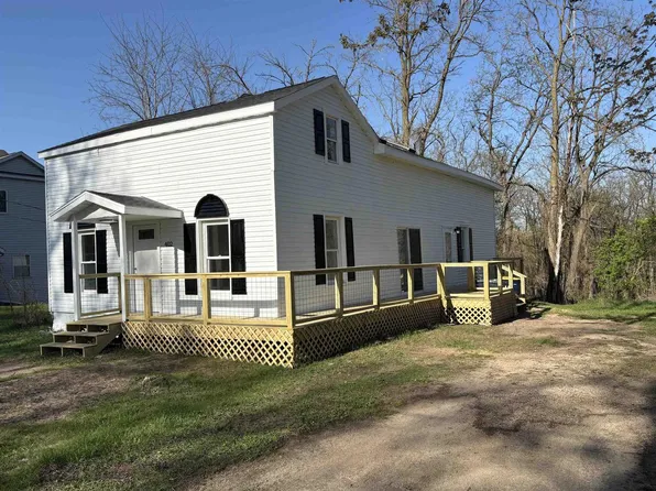 402 South Main Street, Necedah, WI 54646